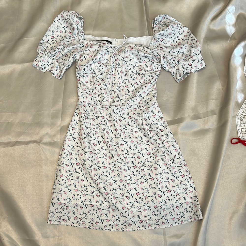 L’injustice Shop Floral Print Puff Sleeve Romantic Minidress